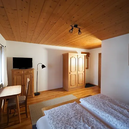 Beim Lenz Κατάλυμα σε φάρμα *